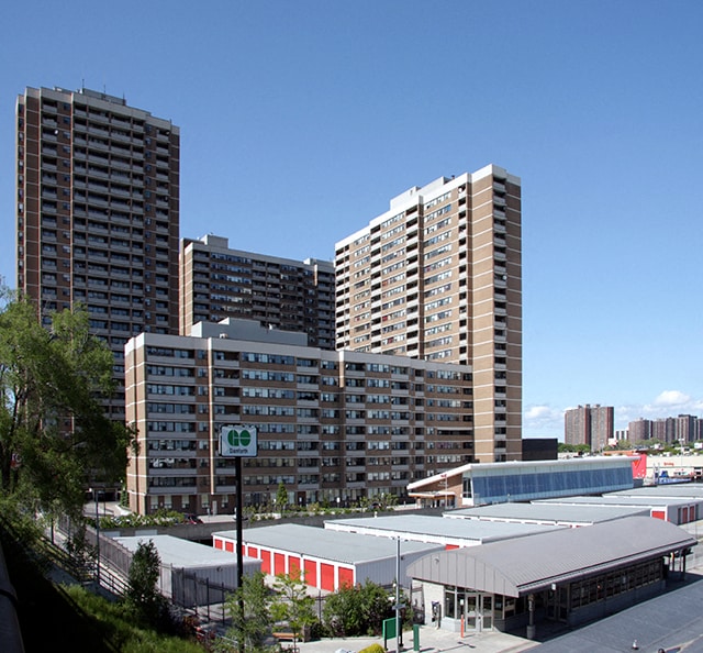Building Photo - Main Square