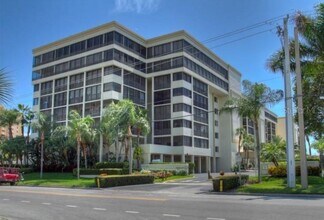 Building Photo - 1100 Benjamin Franklin Dr