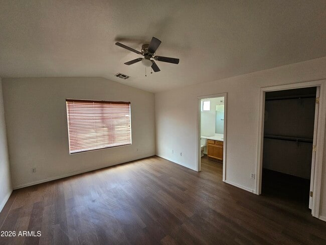 Building Photo - 10809 W Edgemont Ave