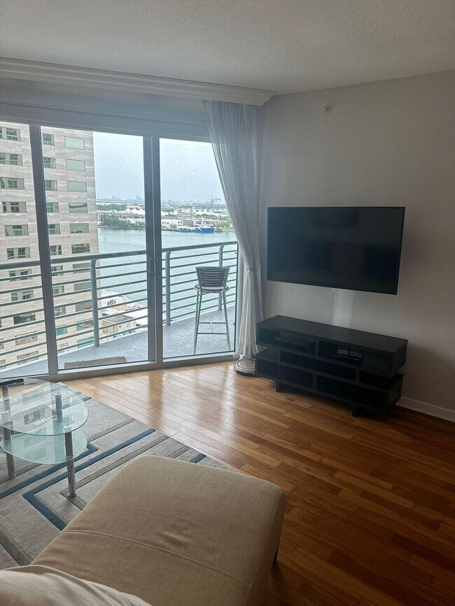 Building Photo - 335 S Biscayne Blvd
