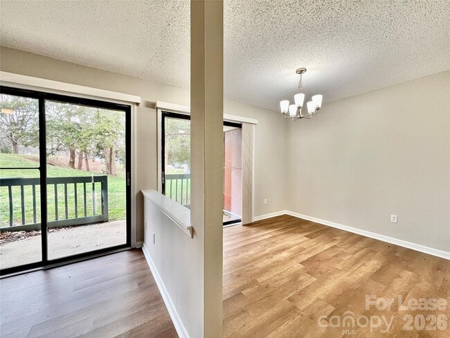 Building Photo - 11084 Harrowfield Rd