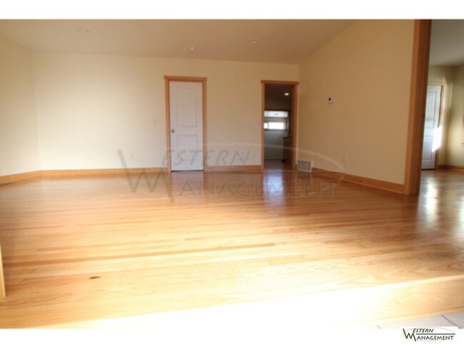 Building Photo - !!!!! COMMERCIAL OR RESIDENTIAL !!!!!