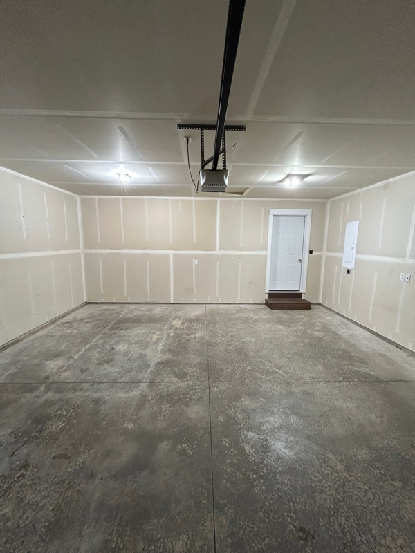 Building Photo - 92 Sawtooth Ct