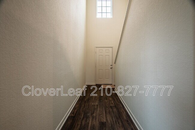 Foto del edificio - 3882 Trail de Paris