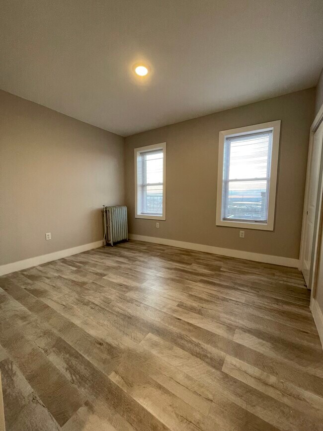 Unit 14 - 3149 John F Kennedy Blvd