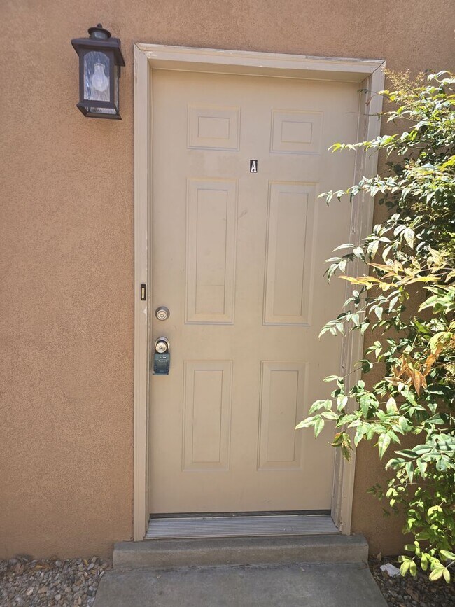Foto del edificio - Updated 2 bedroom in Rio Rancho