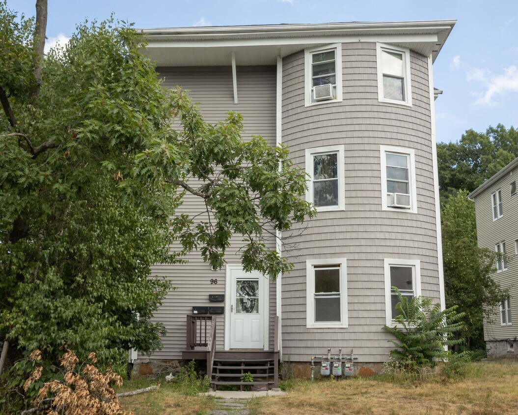 96 Stanton St Unit 1, Worcester, MA 01605 Apartments in Worcester, MA