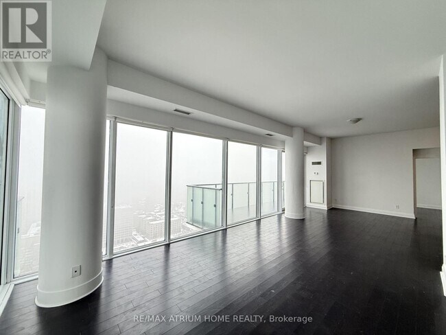 Photo du bâtiment - 65 St Mary St