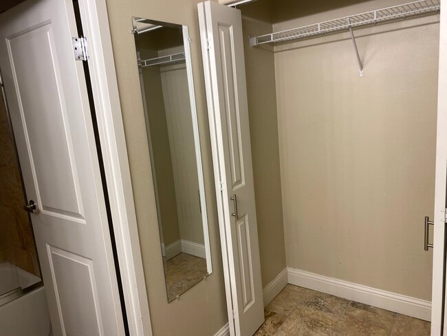 Closet #3 - 700 E 8th St