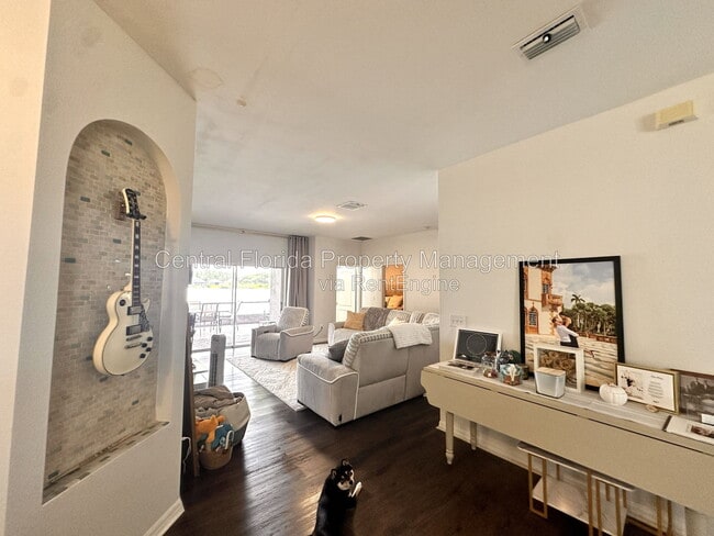 Foto del edificio - 4226 Waterside Pointe Cir