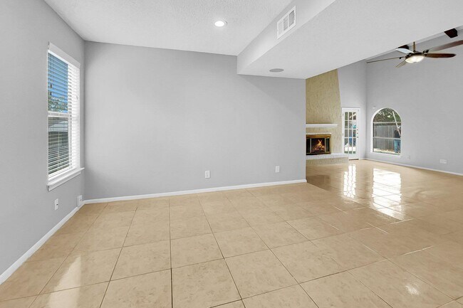 Building Photo - 13326 Candida St
