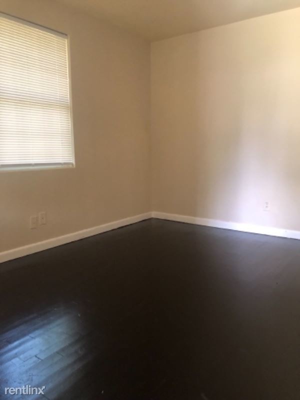 Building Photo - 2 br, 1 bath House - 1514 Ella St