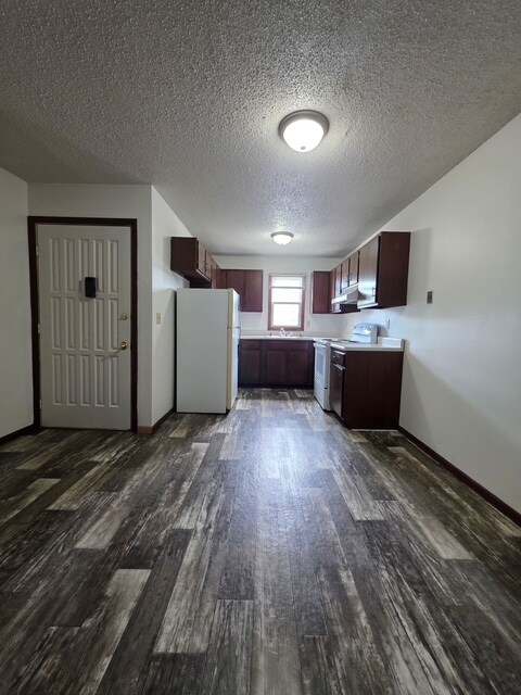 Foto del edificio - 1652 8th St N