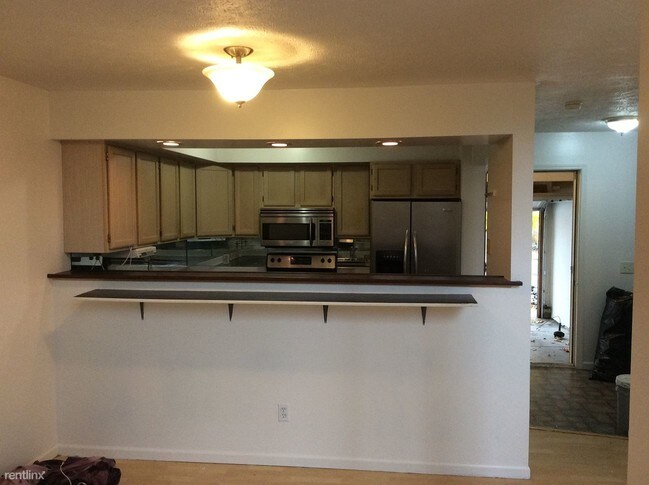 Building Photo - 10 br, 1.5 bath  - 4002 Norfolk Ct