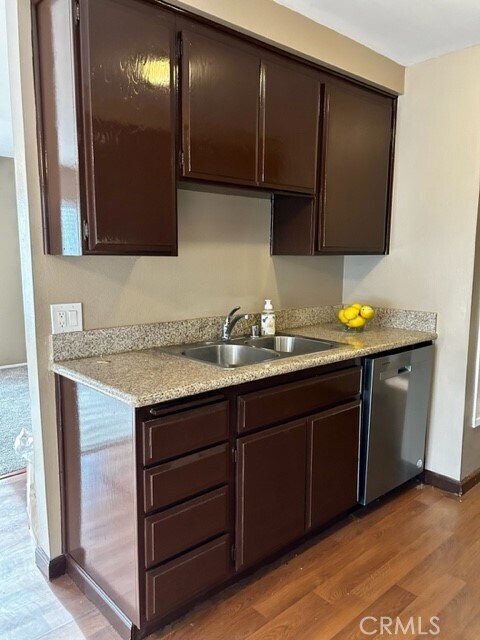 Building Photo - 2063 E Aroma Dr