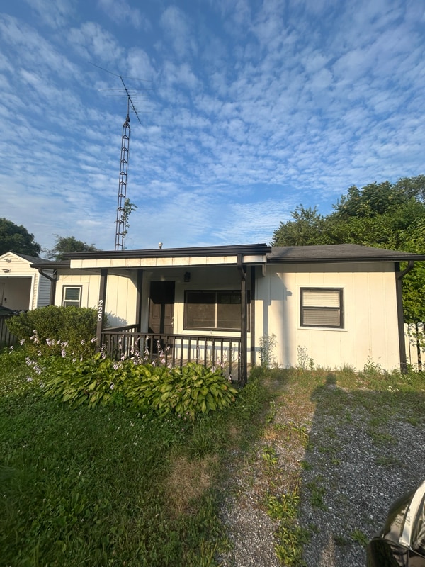 Primary Photo - 228 Deigle Dr