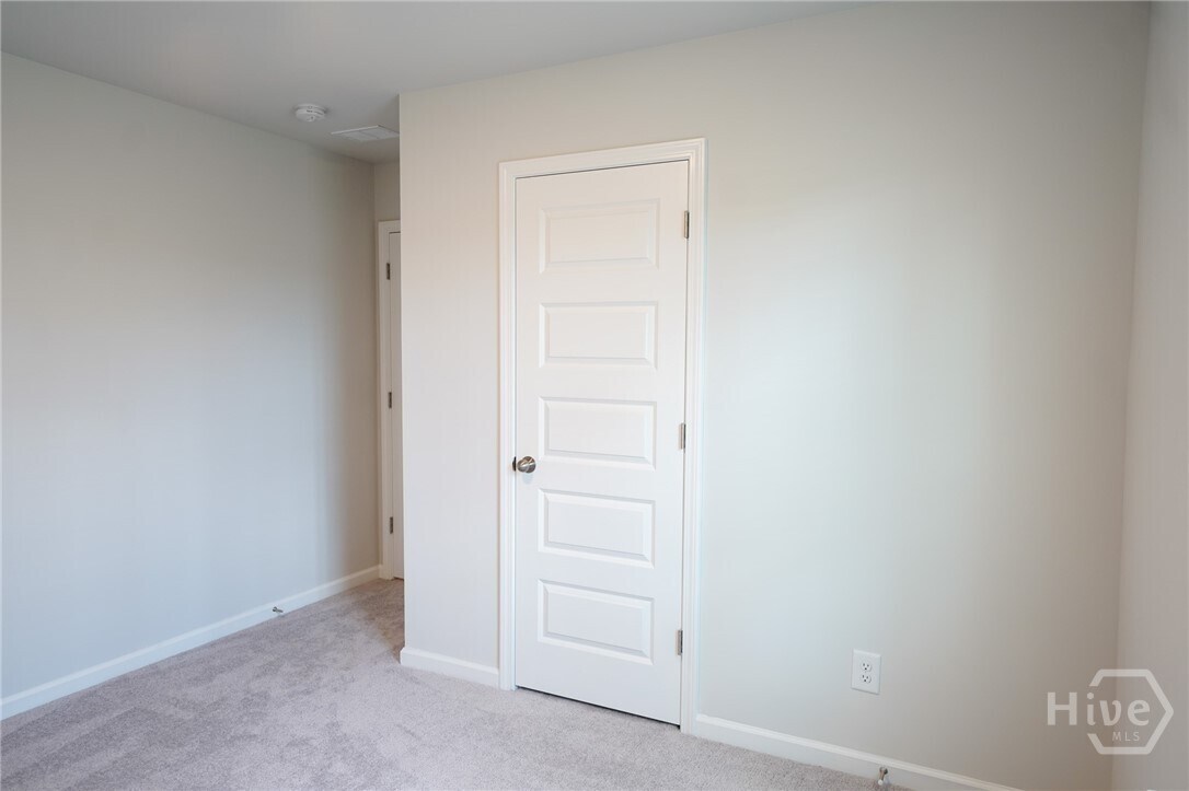 Foto del edificio - 111 Saltgrass Ln