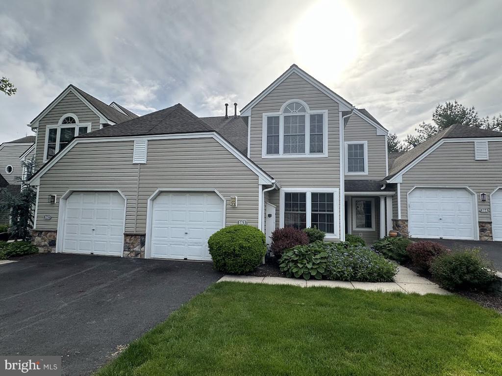 163 Hawthorne Ct, Wyomissing, PA 19610 Townhome Rentals in Wyomissing