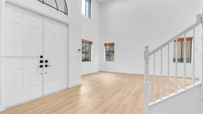 Building Photo - 7831 SW 195th Ter