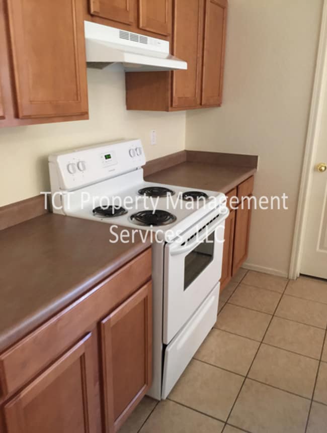 Foto del edificio - 3 bed/2 bath near Cardinal Stadium!