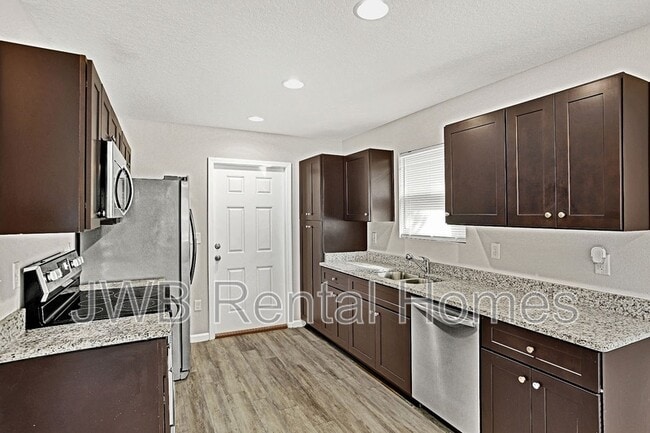 Building Photo - 1419 McConihe St