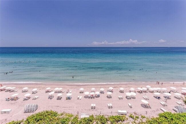 Building Photo - 1830 S Ocean Dr