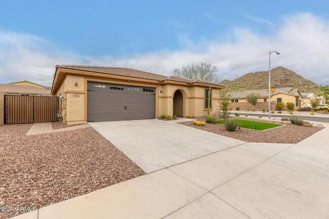 Building Photo - 26880 N 99th Dr