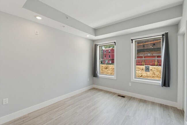 Foto del edificio - 2401 N 2nd St