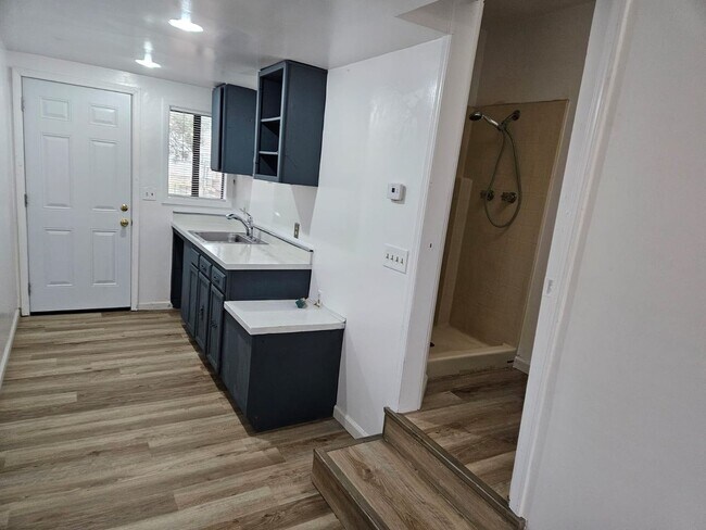 Foto del edificio - 128-130 Arletta