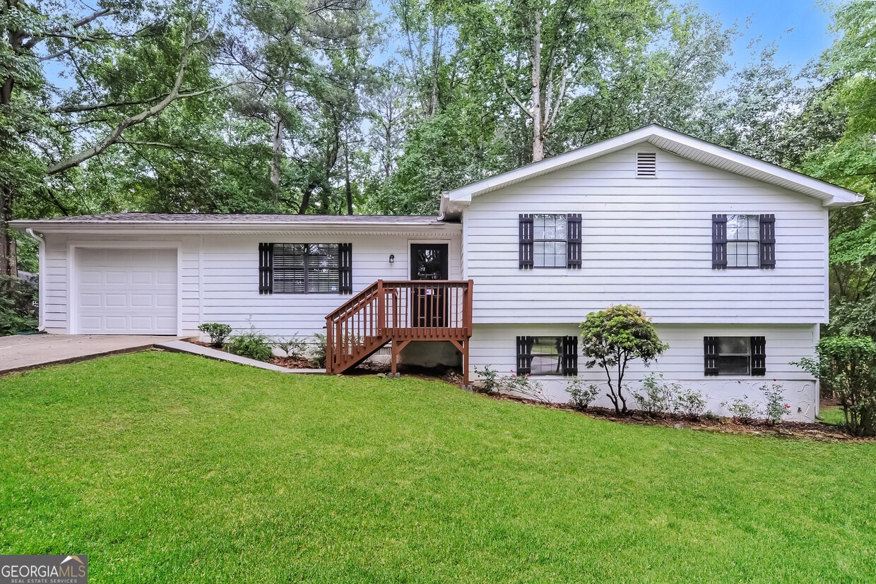 Primary Photo - 134 Ventnor Ct