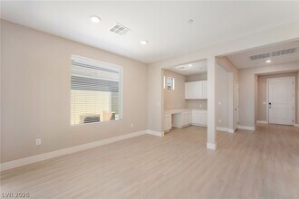 Building Photo - 9903 Spinel Pl