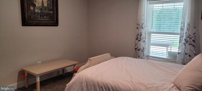 Foto del edificio - 301 Petunia Way