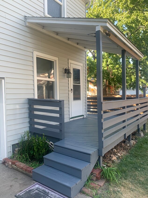 2114 Erie St, North Kansas City, MO 64116 Townhome Rentals in North