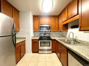 Building Photo - 1350 N Escondido Blvd