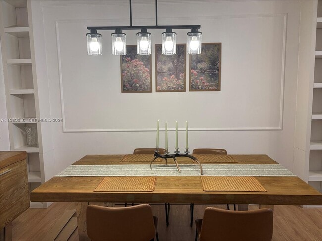 Foto del edificio - 17150 N Bay Rd