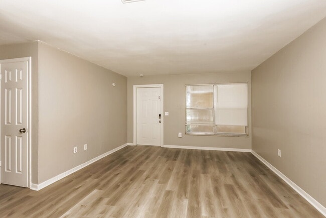 Building Photo - 4160 Ballard Rd