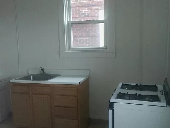 Foto del edificio - 2116 Bedford Ave