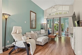 Building Photo - 391 Pindo Palm Dr