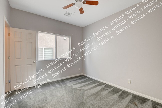 Foto del edificio - 8271 Southern Cross Ave