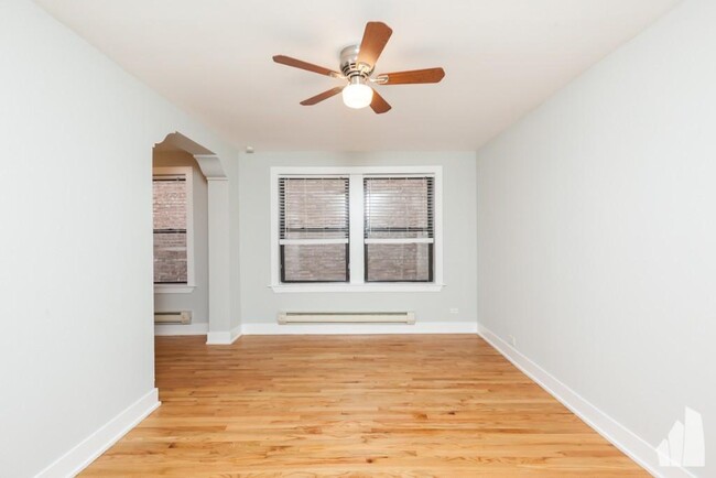 Foto del edificio - 1 bedroom in CHICAGO IL 60657