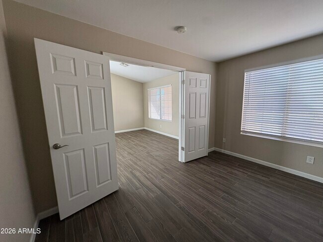 Building Photo - 17901 N 111th Dr