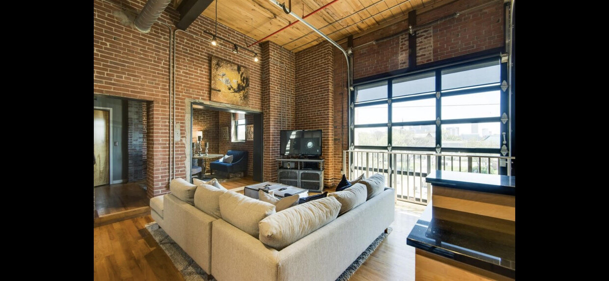 Living Room Loft - 1350 Rosa L Parks Blvd