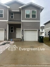 Building Photo - 9795 Fowler Ave