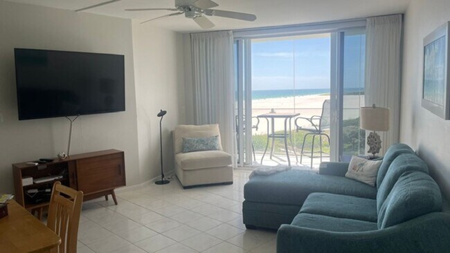 Building Photo - Gulfview
