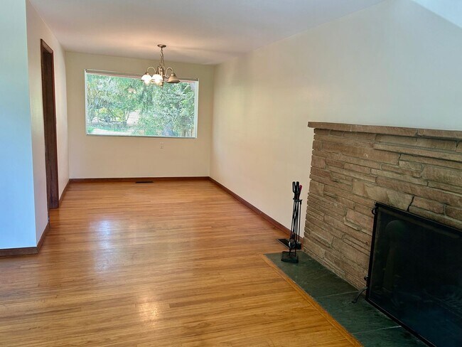 Foto del edificio - Meadowbrook Home