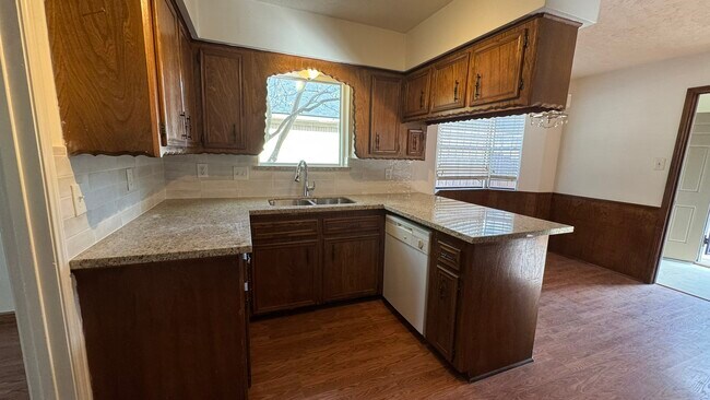 Foto del edificio - 9207 Portal Dr