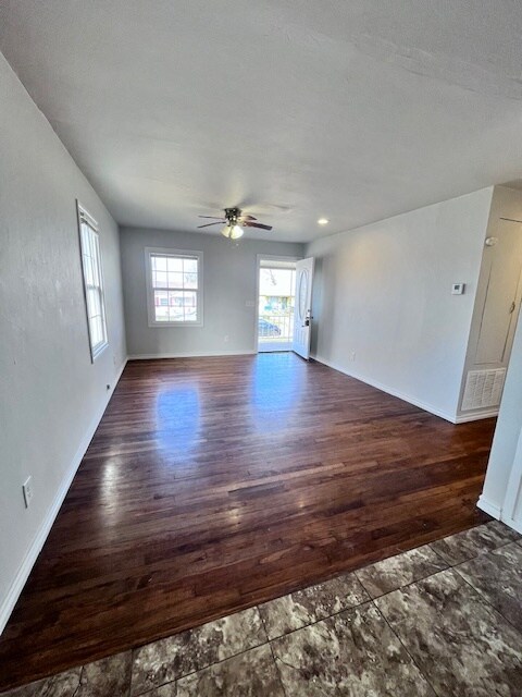 Photo - 704 NE 31st St House