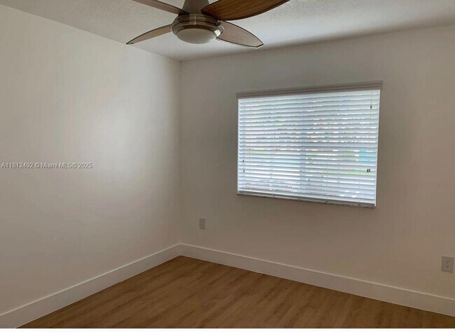 Foto del edificio - 2921 SE 13th Ave