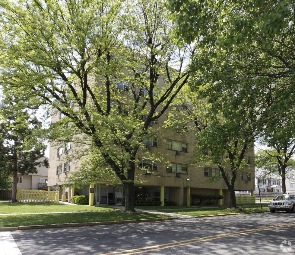 346 - 352 Elmora Ave - Wymor House