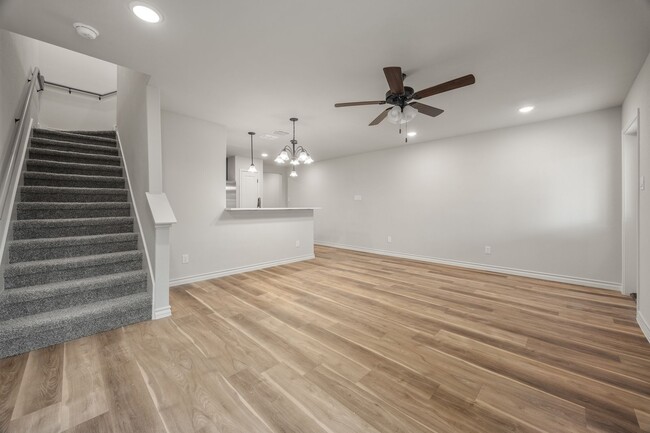 Building Photo - Charming 2-Story Townhome with Private Bac...